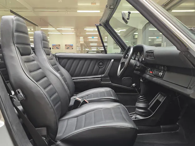 Porsche 911 Carrera Cabrio
