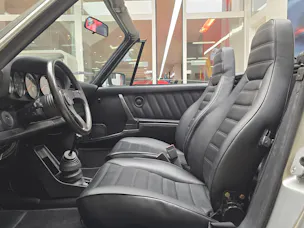 Porsche 911 Carrera Cabrio