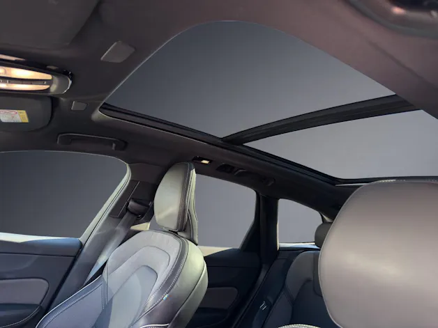 Volvo XC60 T8 eAWD PluginHybrid Plus Dark Geartronic