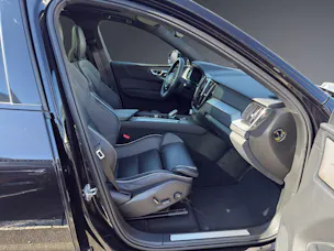 Volvo XC60 T8 eAWD PluginHybrid Plus Dark Geartronic