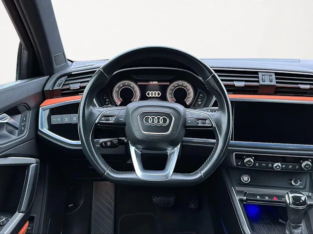 Audi Q3 45 TFSI S line quattro S-tronic