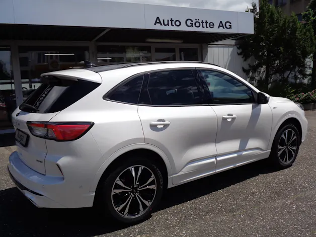 Ford Kuga 2.5 FHEV ST-Line X 4WD