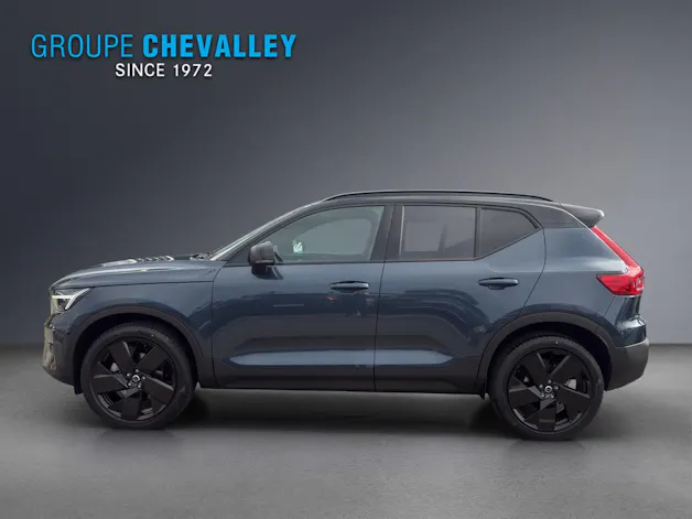 Volvo XC40 B4 Benzin Mild Hybrid Ultra Black Edition DCT