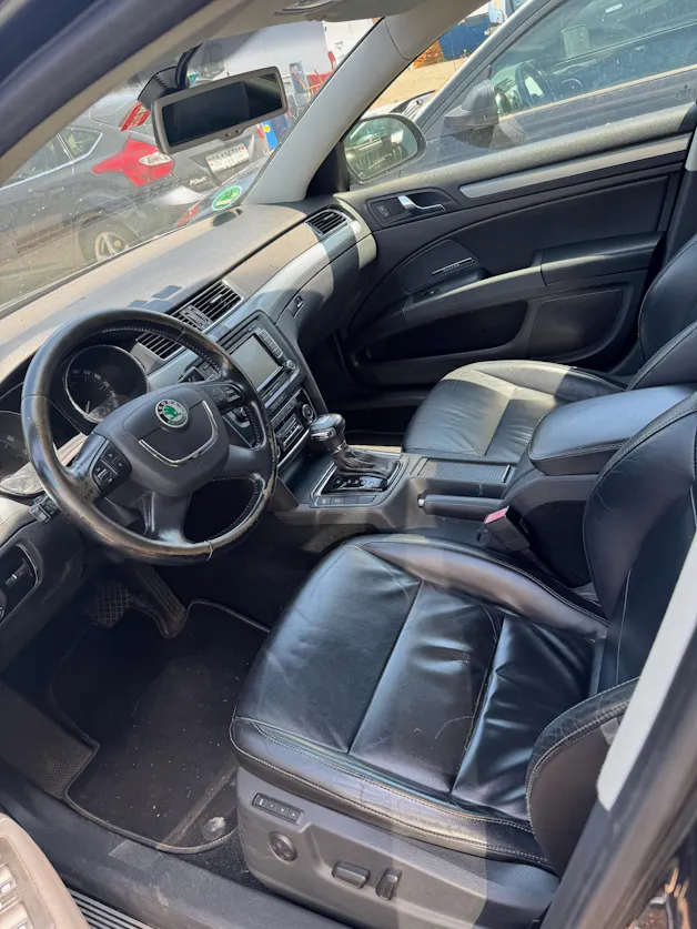 Škoda Superb 1.8 TSI Elegance DSG
