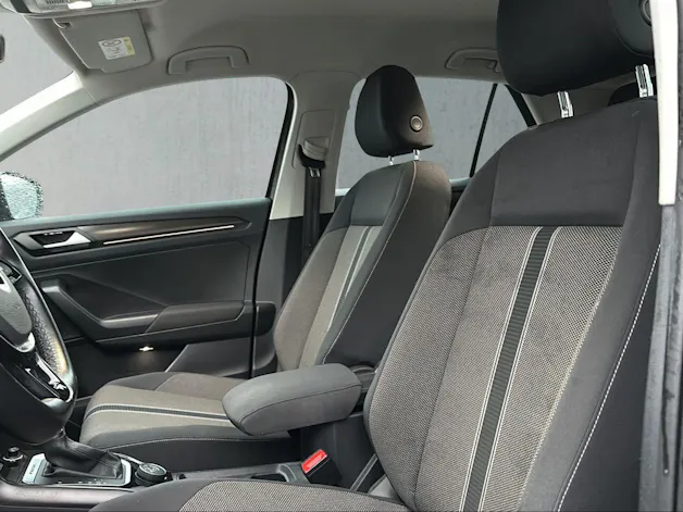 VW T-Roc 2.0 TSI Advance DSG 4Motion