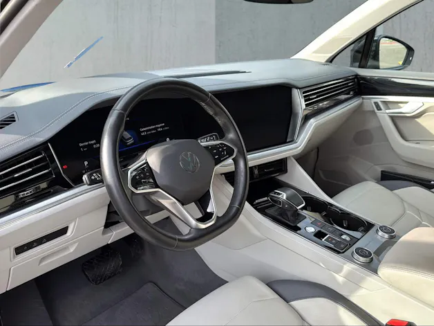 VW Touareg 3.0 TSI eHybrid Elegance Tiptronic