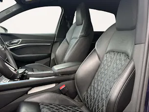Audi e-tron S Sportback quattro