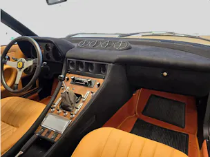 Ferrari 365 GT4 2+2