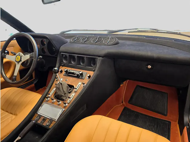 Ferrari 365 GT4 2+2