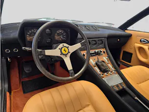 Ferrari 365 GT4 2+2