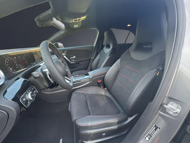 Mercedes-Benz A 220 4Matic 8G-DCT