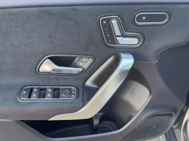 Mercedes-Benz A 220 4Matic 8G-DCT