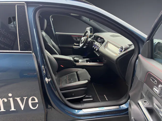 Mercedes-Benz EQA 300 AMG Line 4Matic