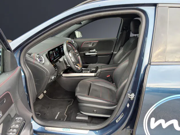 Mercedes-Benz EQA 300 AMG Line 4Matic