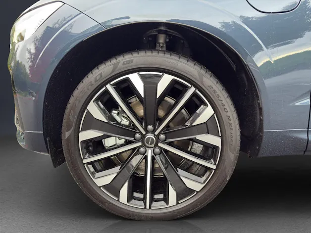 Volvo XC60 T6 eAWD PluginHybrid Ultra Dark Geartronic