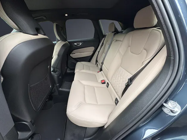 Volvo XC60 T6 eAWD PluginHybrid Ultra Dark Geartronic