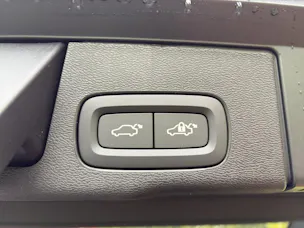 Volvo XC60 T6 eAWD PluginHybrid Ultra Dark Geartronic