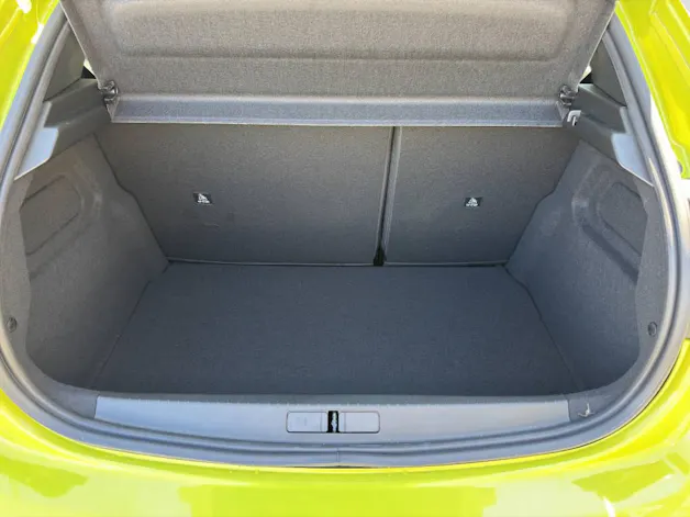 Peugeot 208 1.2 Hybrid Allure 50. Jahr-Jubiläum Ulrich