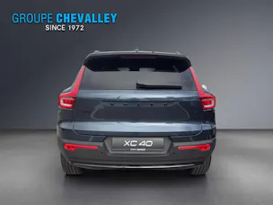 Volvo XC40 B4 Benzin Mild Hybrid Ultra Black Edition DCT