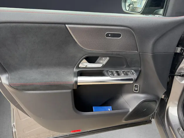 Mercedes-Benz EQA 250 AMG Line