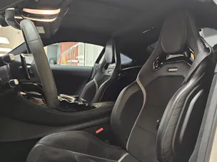 MERCEDES-BENZ AMG GT R Speedshift DCT /// CH Fahrzeug-Gratis-Service ///