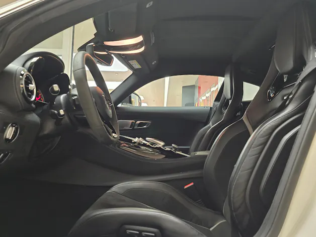 MERCEDES-BENZ AMG GT R Speedshift DCT /// CH Fahrzeug-Gratis-Service ///