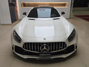 MERCEDES-BENZ AMG GT R Speedshift DCT /// CH Fahrzeug-Gratis-Service ///