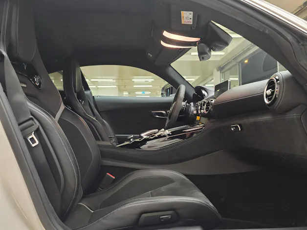 MERCEDES-BENZ AMG GT R Speedshift DCT /// CH Fahrzeug-Gratis-Service ///