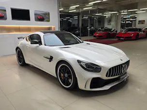 MERCEDES-BENZ AMG GT R Speedshift DCT /// CH Fahrzeug-Gratis-Service ///