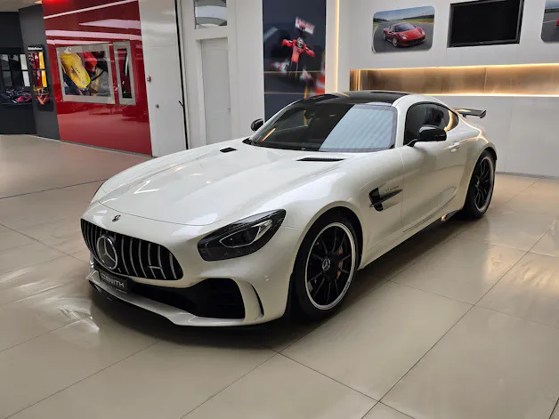 MERCEDES-BENZ AMG GT R Speedshift DCT /// CH Fahrzeug-Gratis-Service ///