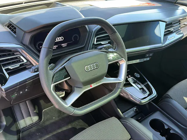 Audi Q4 Sportback e-tron 45 Attraction quattro