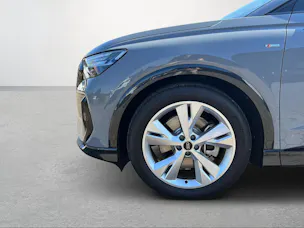 Audi Q4 Sportback e-tron 45 Attraction quattro