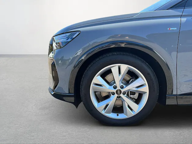Audi Q4 Sportback e-tron 45 Attraction quattro