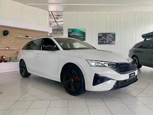 Škoda Octavia Combi 2.0 TSI DSG RS