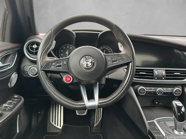 Alfa Romeo Giulia 2.9 V6 Quadrifoglio Automatic