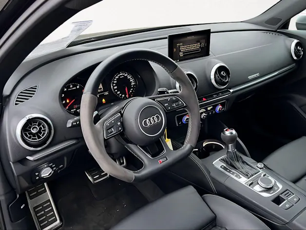 Audi RS3 Sportback 2.5 TSI quattro S-tronic