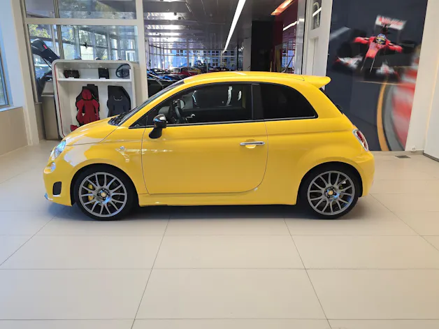 Fiat 695 ABARTH Tributo Ferrari 122/299