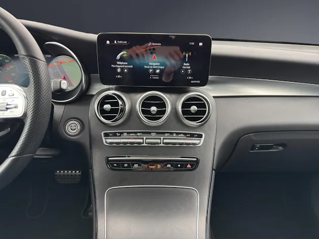 Mercedes-Benz GLC 200 AMG Line 4Matic 9G-Tronic