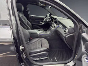 Mercedes-Benz GLC 200 AMG Line 4Matic 9G-Tronic