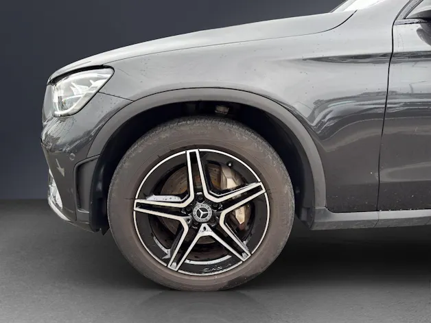 Mercedes-Benz GLC 200 AMG Line 4Matic 9G-Tronic
