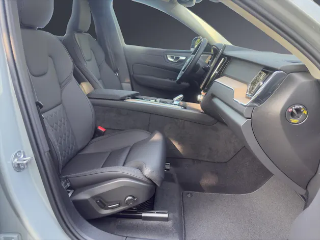 Volvo XC60 T6 eAWD PluginHybrid Plus Dark Geartronic