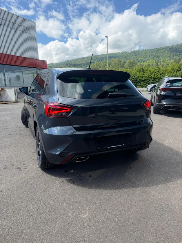 SEAT IBIZA