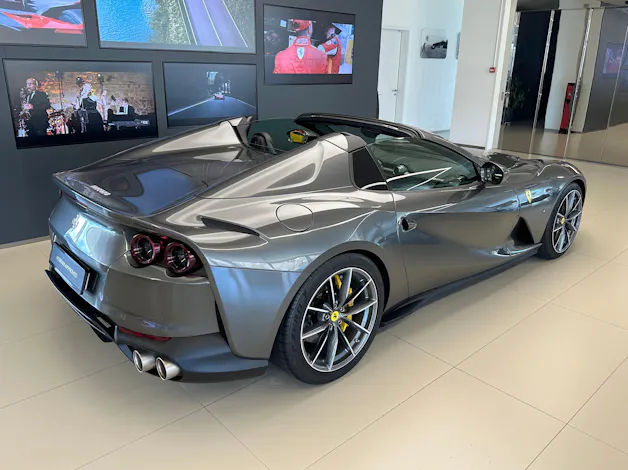 Ferrari 812 GTS