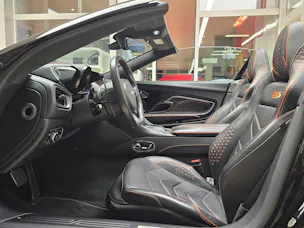 Aston Martin DBS Volante Cabrio Superleggera