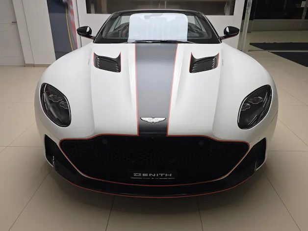 Aston Martin DBS Volante Cabrio Superleggera