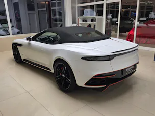 Aston Martin DBS Volante Cabrio Superleggera