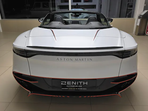 Aston Martin DBS Volante Cabrio Superleggera