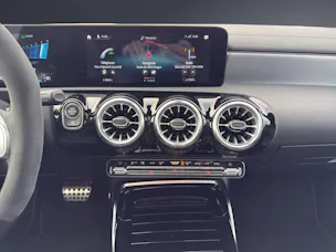 Mercedes-Benz CLA Shooting Brake 35 AMG 4Matic 7G-DCT