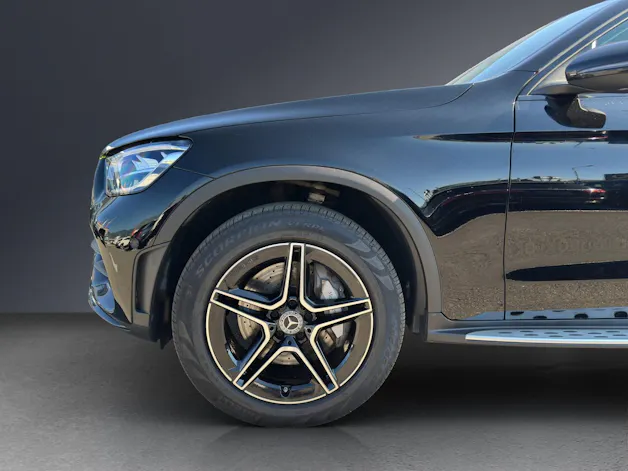 Mercedes-Benz GLC 300 e AMG Line 4Matic 9G-Tronic