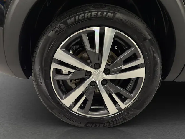 Peugeot 5008 1.5 BlueHDi Allure Pack